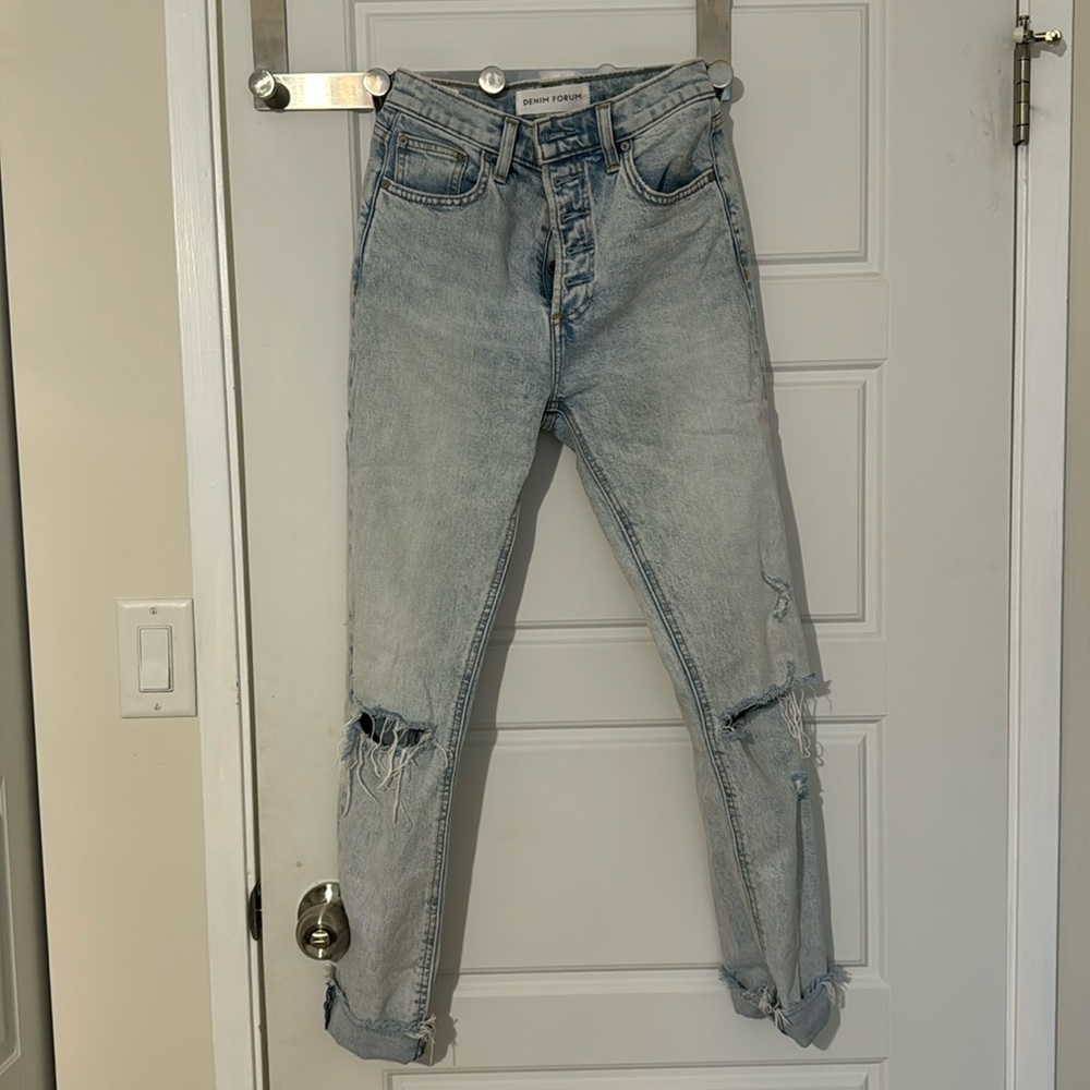 Denim forum jeans with rip detail